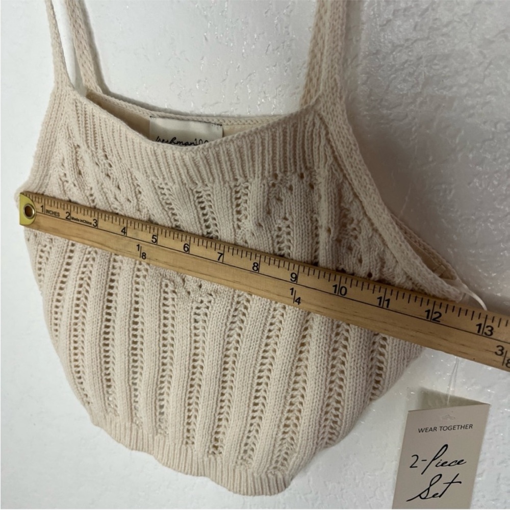 Elegant Cream Knit Skirt - Picture 8 of 12